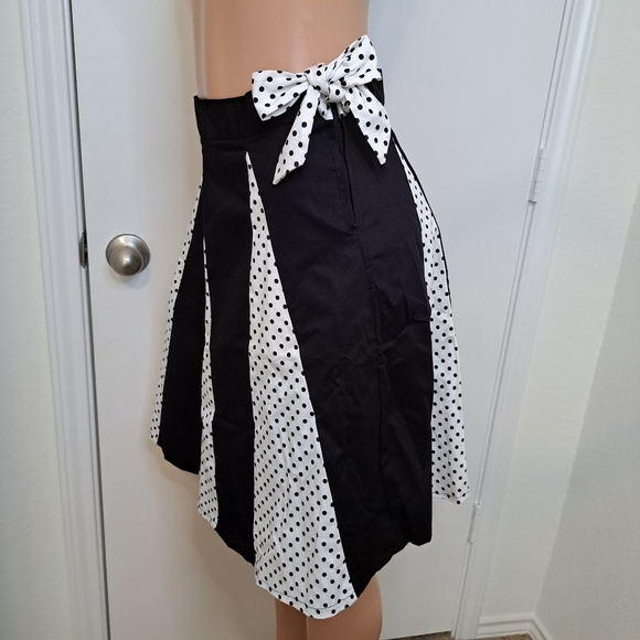 Dead Threads Rockabilly Skirt Goth Long A Line Polka Dot Black White Bow - Picture 2 of 12